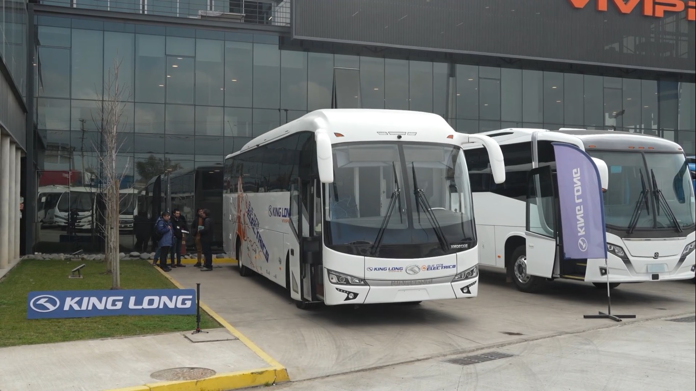 Estudiantes de Puerto Aysén contarán con transporte a Coyhaique en buses eléctricos el 2025