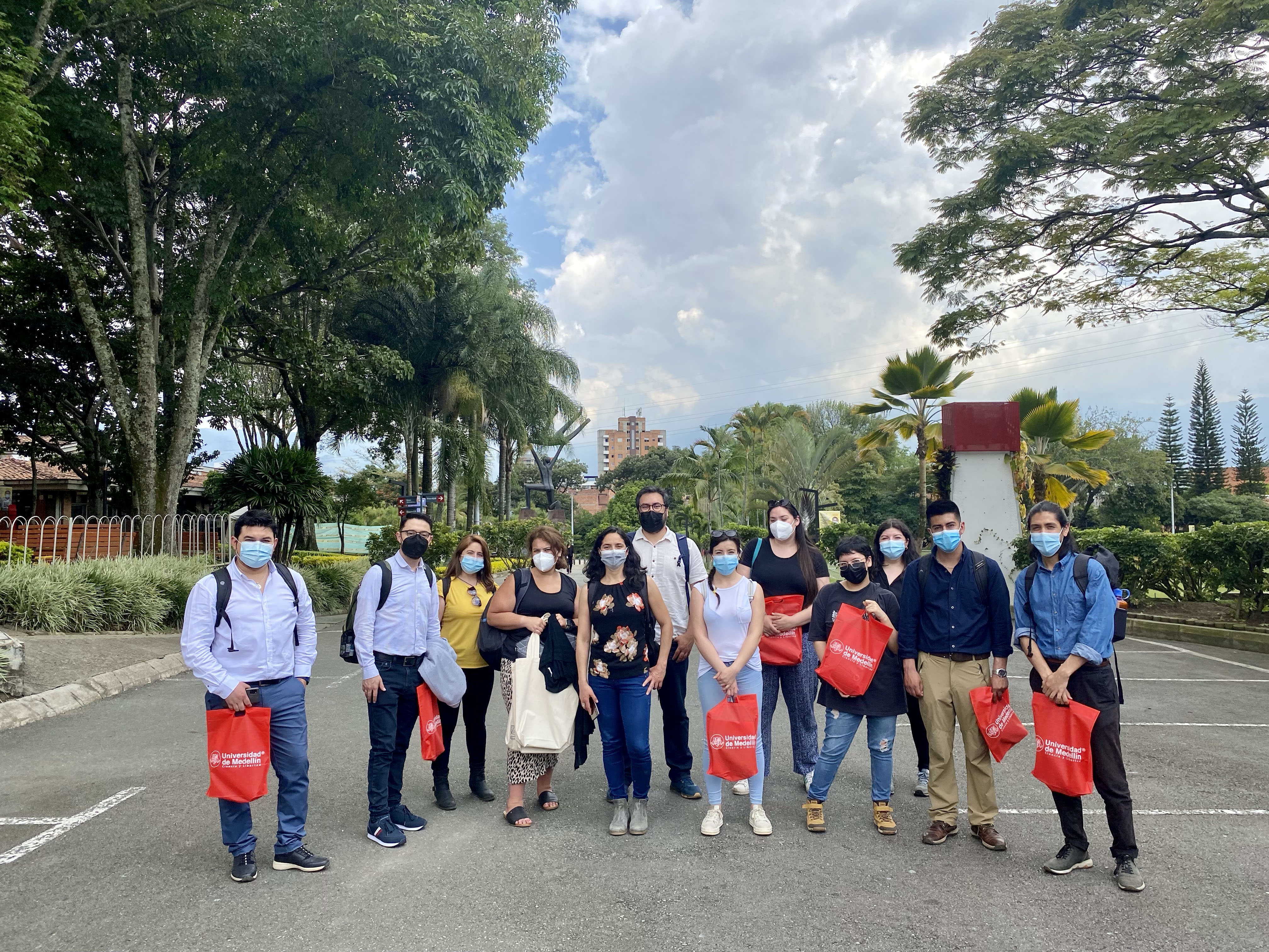 Equipo triestamental de la UAysén realizó pasantía en la Universidad de Medellín